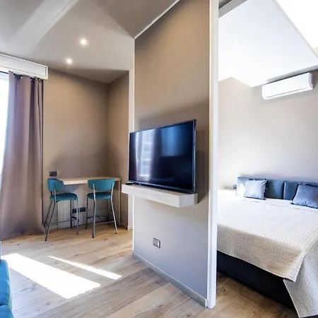 아파트 Amazing New With Beautiful View From Moscova Group